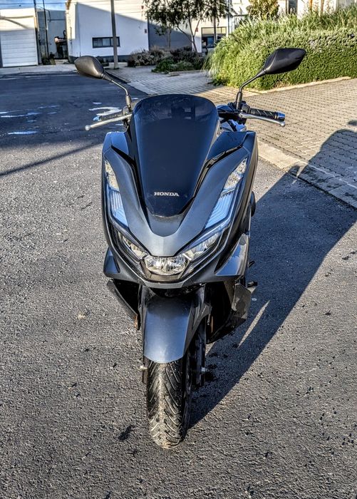 HONDA PCX 125 scooter