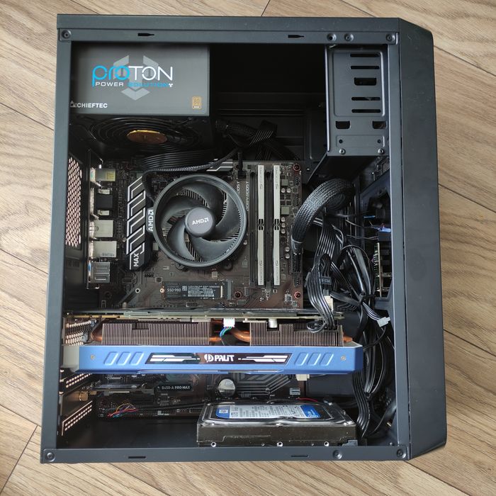 Продам ігровий системний блок Ryzen 2700 8-16/GTX 1080ti 11gb/16gb/256