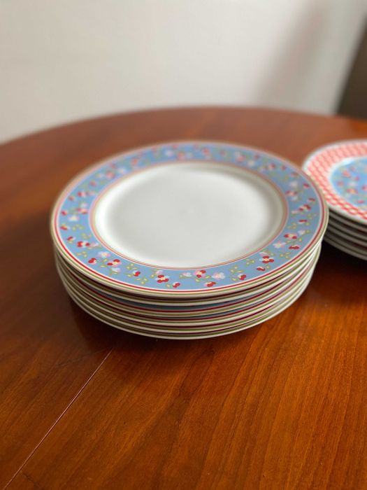 Набор фарфоровых тарелок Германия 20,5см, 27см.