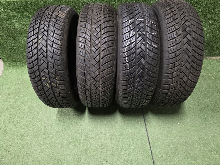 Sprzedam opony zimowe  vredestein  7mm  215/65R17