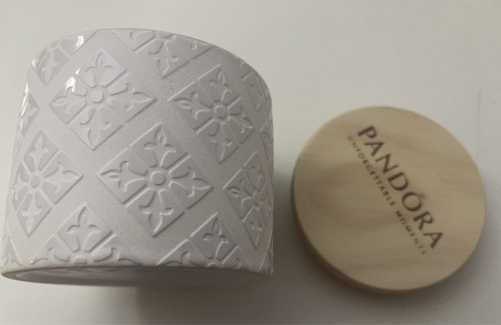 Świeca o zapachu cytrusów