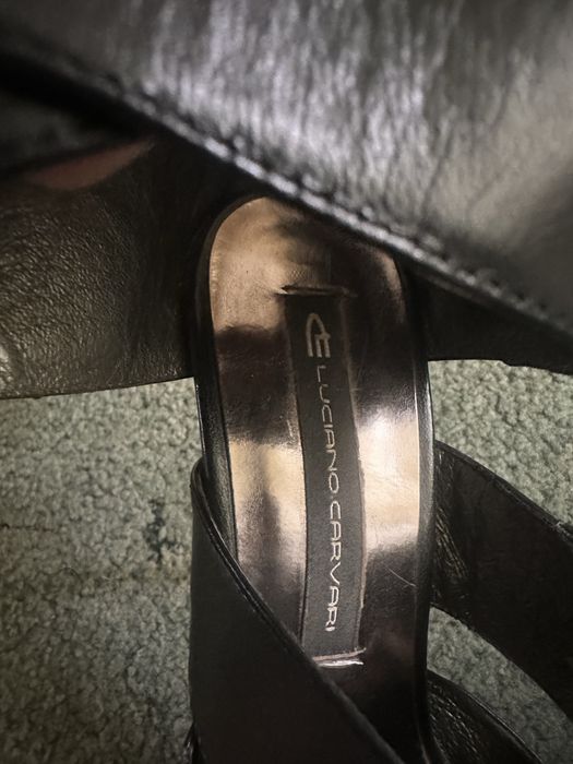 Босоножки женские