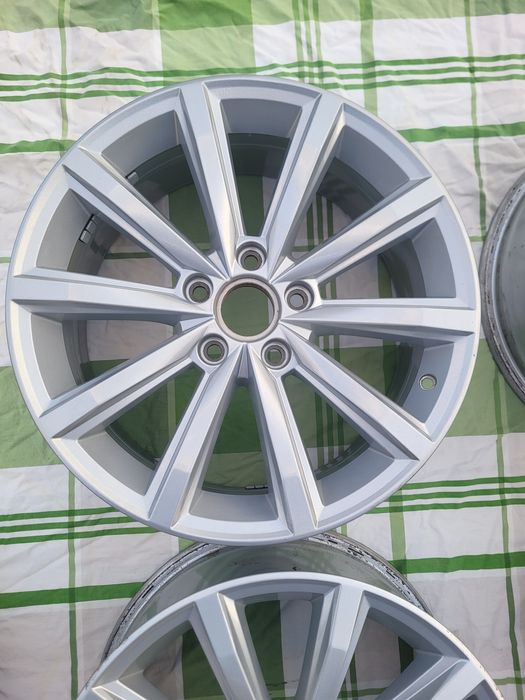 Felgi London 17" 5×112 Passat B7 B8