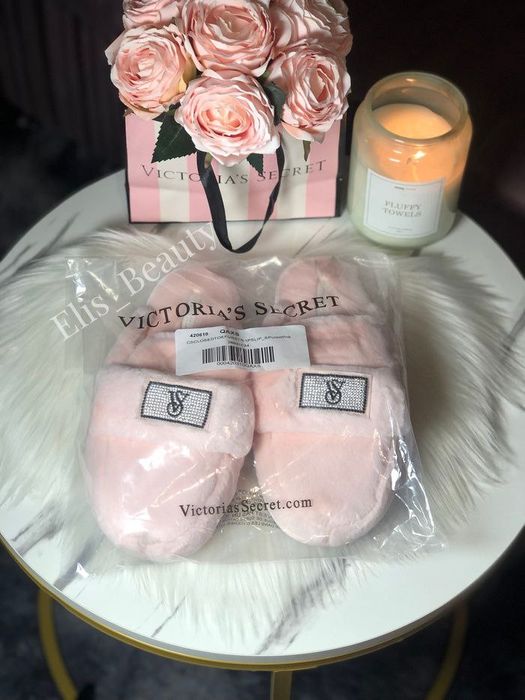 Знижка до 25/01! Шикарні тапочки з камінцями від Victoria’s Secret