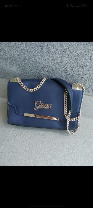 Carteira tipo "Guess"