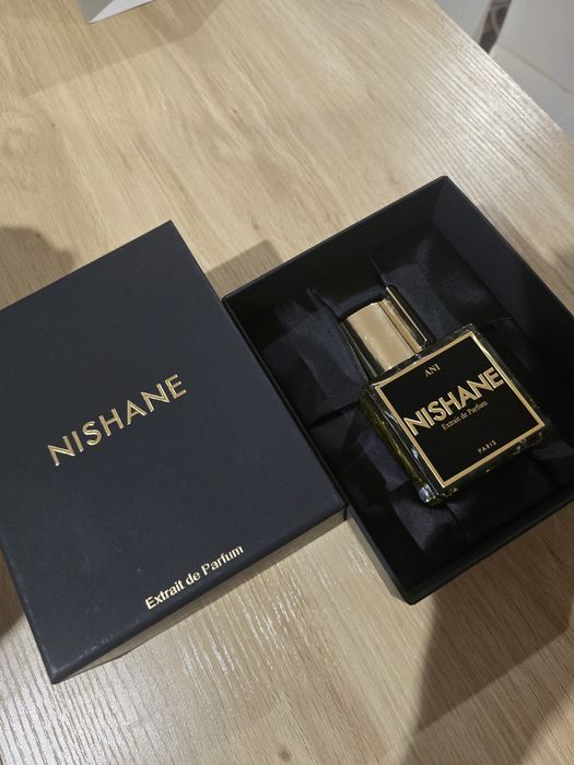 Nishane Ani Extrait de Parfum 100 ml (95% cheio)