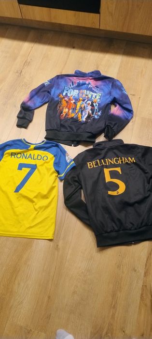 Sprzedam pakę ubrań dla chłopca 152-158