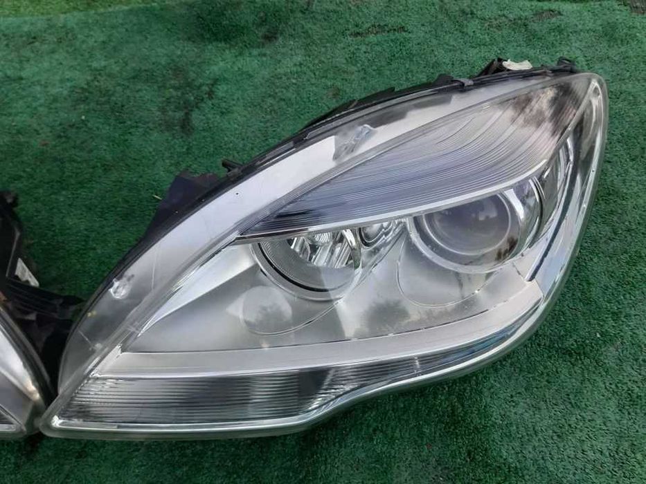 Óticas/Faróis Mercedes-Benz R w251