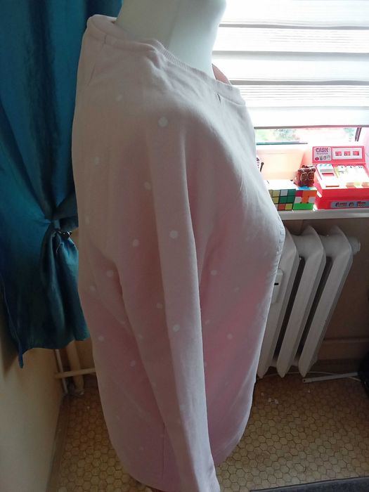 Atrakcyjne bluzy kobiece