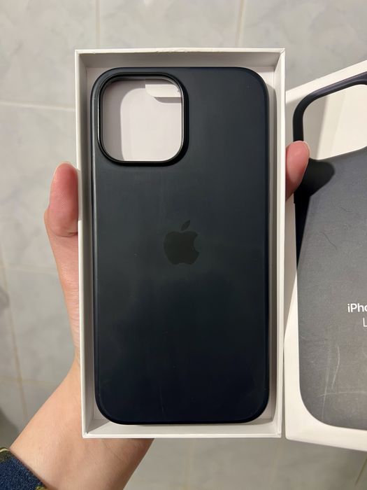 Оригинальный кожаный чехол на iPhone 13 pro max с MagSafe