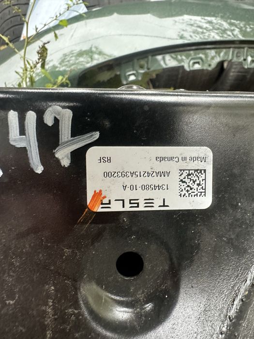 Задній підрамник Тесла модел 3 хайледн