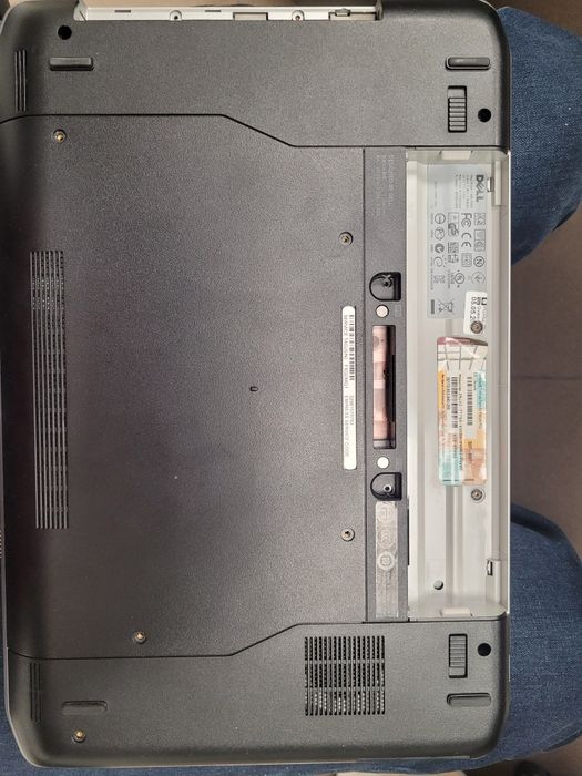 Dell Latitude E5420 - kompletna obudowa
