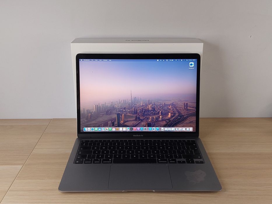 MacBook本体 Apple MacBook Air (M1, 2020) 8GB/256GB Apple MacBook Air 2020 | 13.3