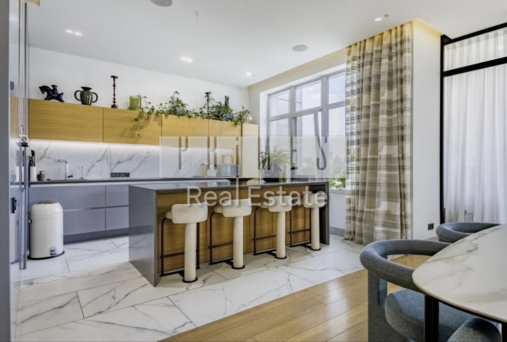 Оренда будинку 574 м², Романків, Сонячна Долина, басейн, 22 сотки