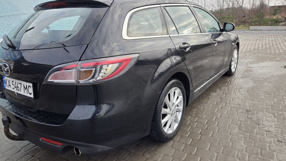 Мазда 6 2010 рік