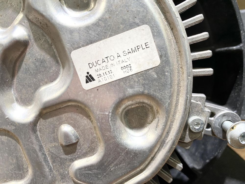 alt