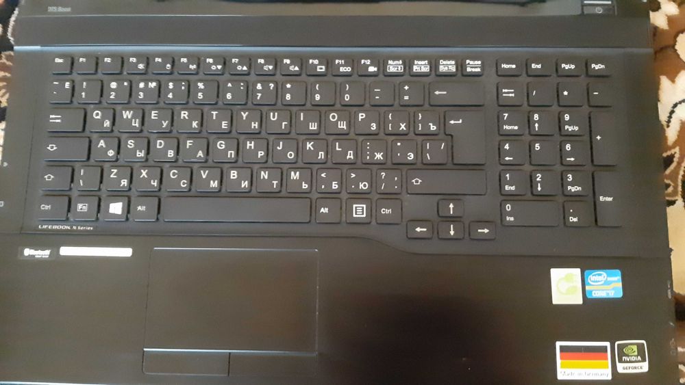Fujitsu LifeBook NH532 17.3, i7 3630q, 8gb, 500gb