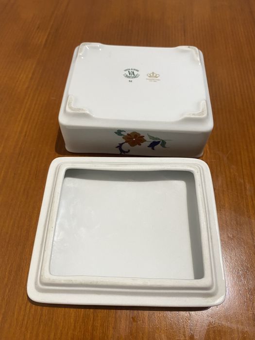 12 Peças de Porcelana