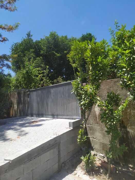 Portões de Correr em Ferro por Medida – Braga e Minho
