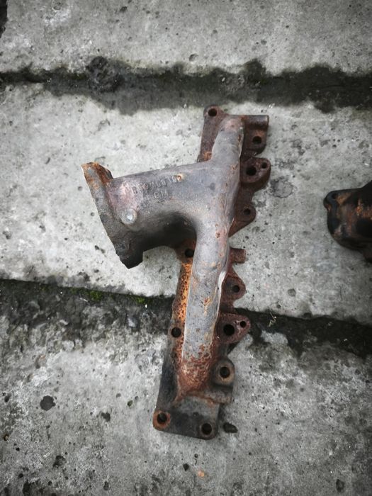 Колектор opel 1,8 2,0 Опель вектра 1,8 фронтера омега 2,0