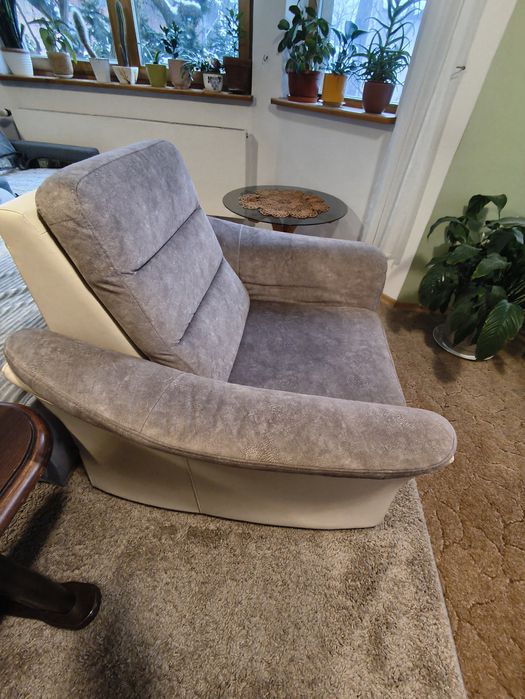 Wygodny fotel świetny stan jak nowy