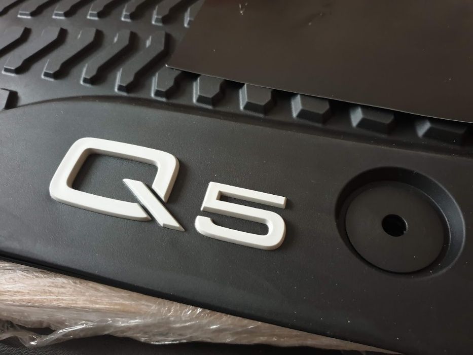 Коврики оригінал Audi Q5 Q3 SQ5 8R FY SQ3 Q2 A1 оригинал