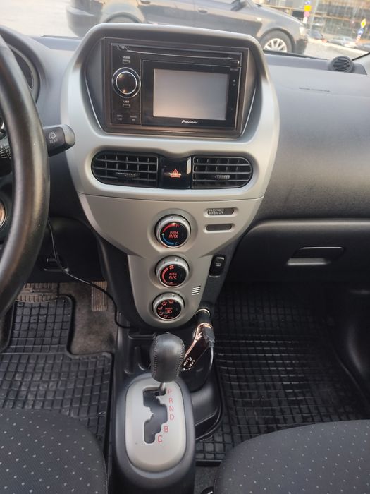 Міцубісі і міев. Mitsubishi i miev