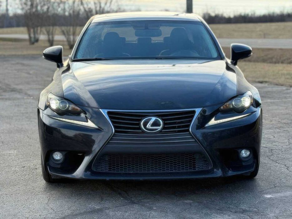 Lexus IS 250      2015