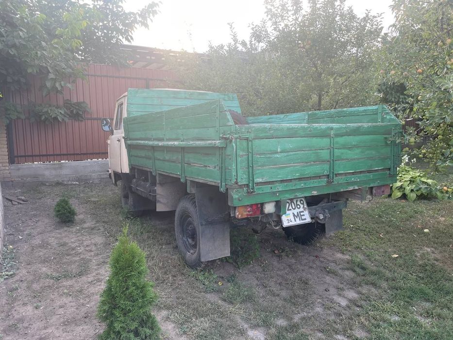Продам УАЗ  3303