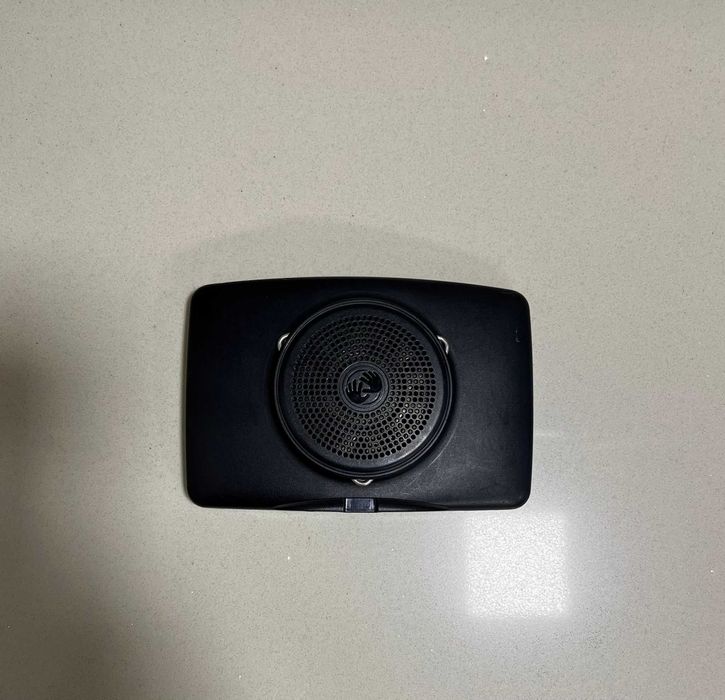 TomTom XL GPS Black64740591233793121