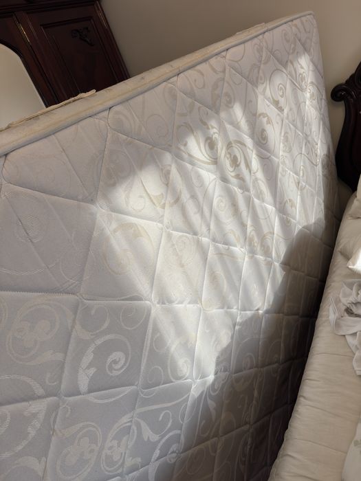 Colchão 140x190 usado