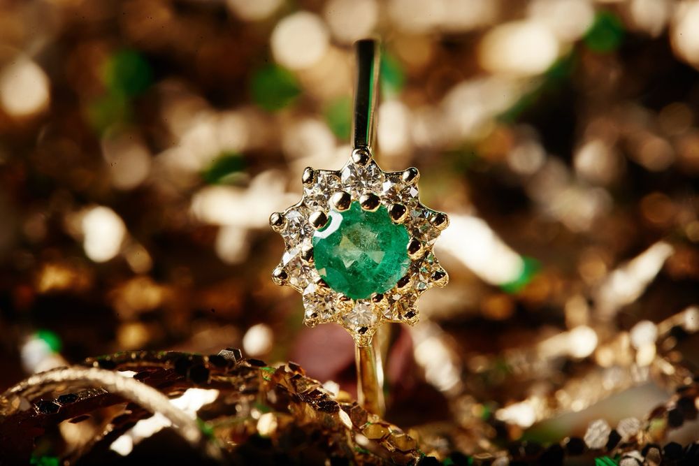 Pierścionek Złoty Diamenty Szmaragd 585