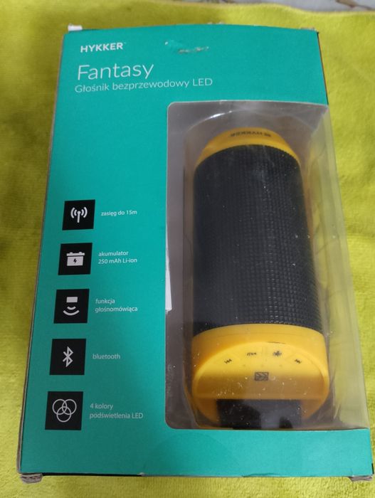 Dwa głośniki bluetooth