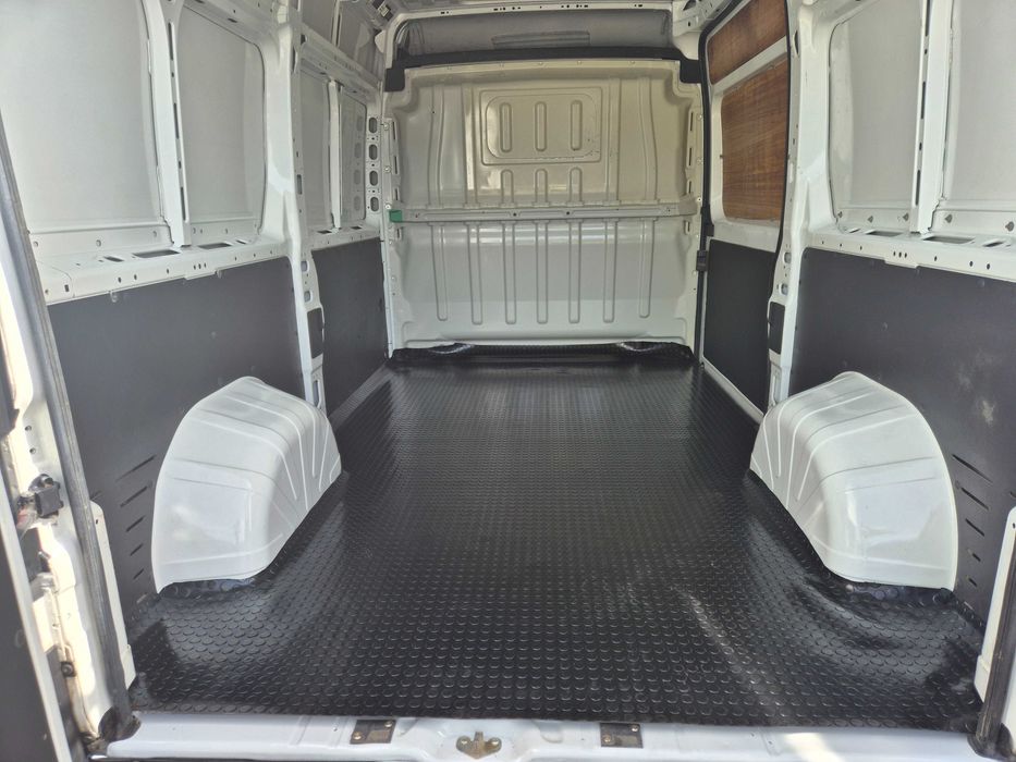 Peugeot Boxer 2.0 Blue HDI L2H2 Active