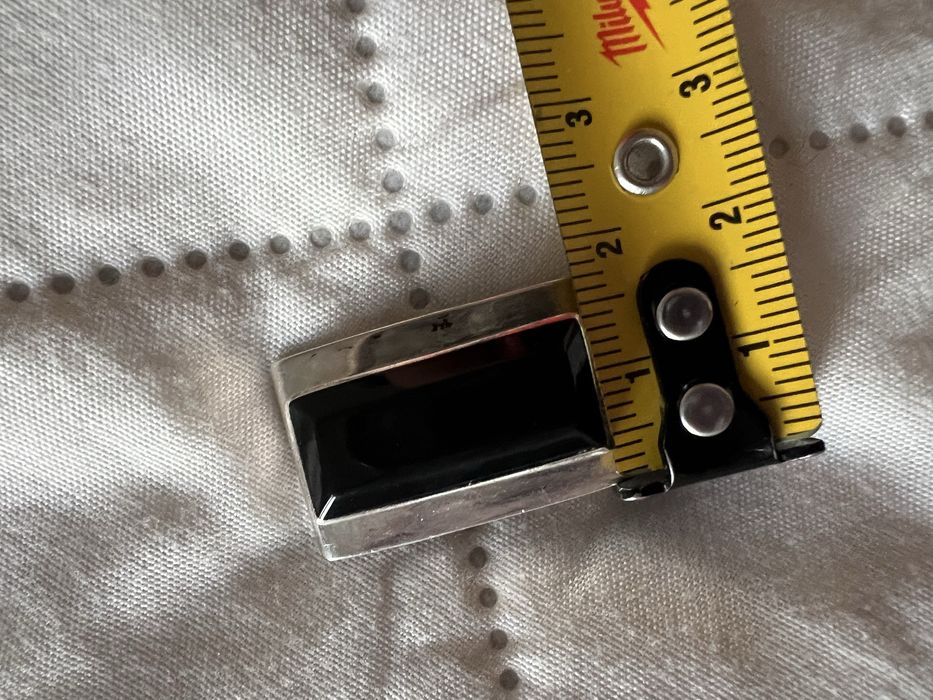 Srebrne duże klipsy z onyksem sygnowane