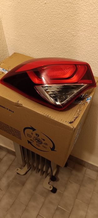 Farol esquerdo Hyundai