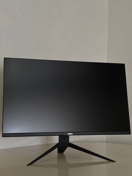Продам монітор QUBE Overlord G27F144 у хорошому стані