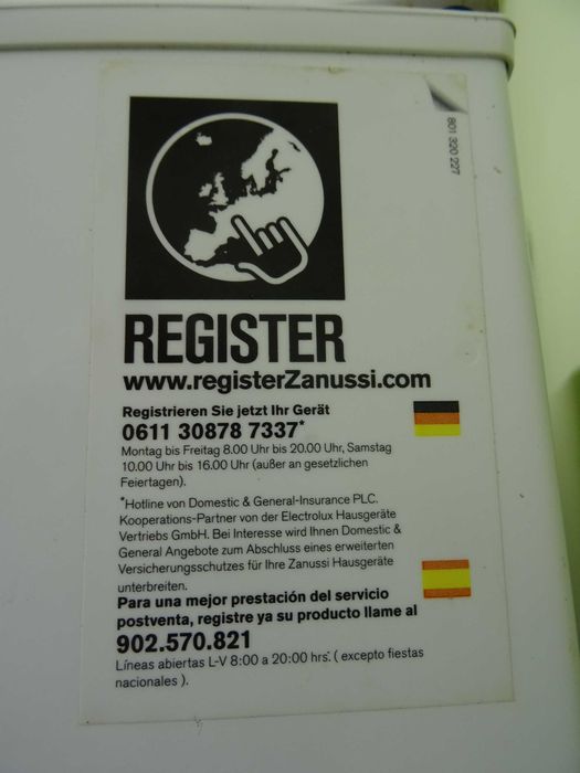 Морозилка ZANUSSI ZFU 27400 WA/Морозильна камера битова