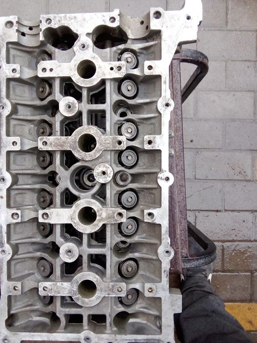 Продам головку, джип компас блок 2013р. 2.4л.