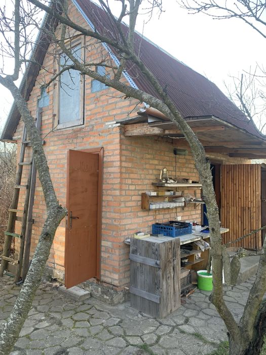 Дачний будинок Веснянка