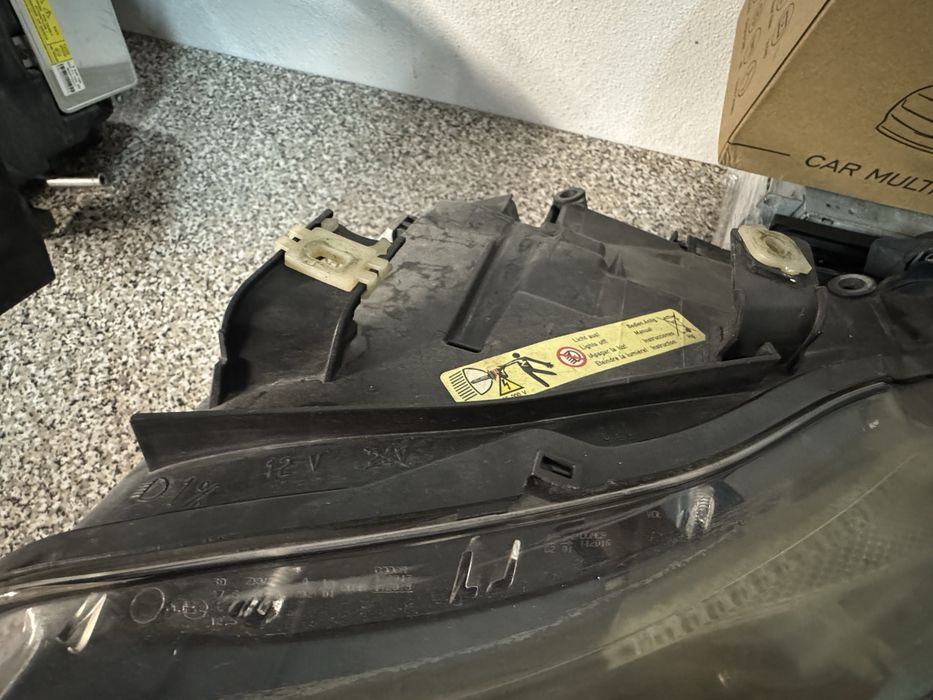 Oticas Bwm e9x Pre LCI