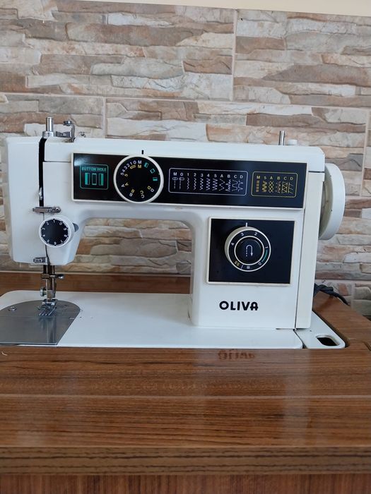 Maquina de costura Oliva
