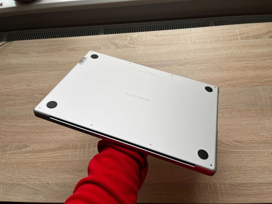 MacBook Pro 16' 2021р.  M1 PRO 16 GPU / 16Gb RAM_512gb SSD_ 111 циклів