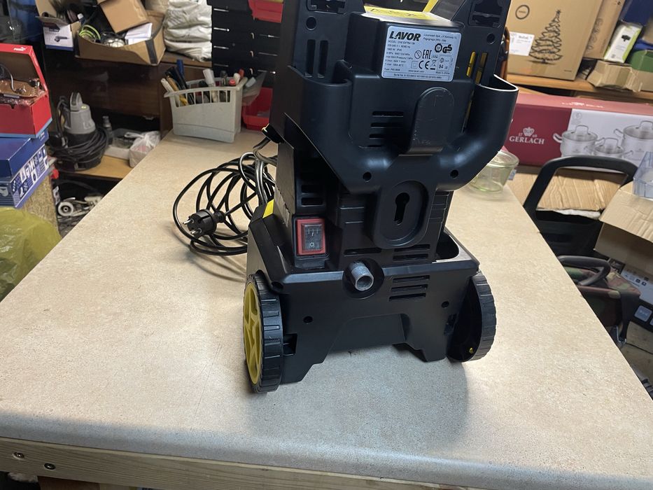 Myjka wysokociśnieniowa.