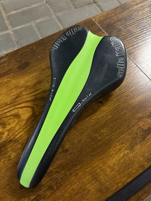 Siodełko  Rowerowe Selle Italia Q-BIK Szosowe MTB Czarno - Zielone