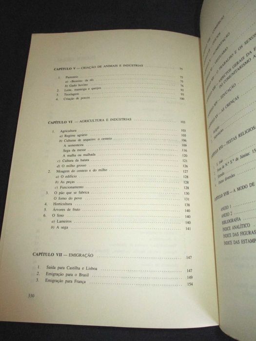 Livro Pitões das Júnias Esboço de Monografia Etnográfica 1ª edição