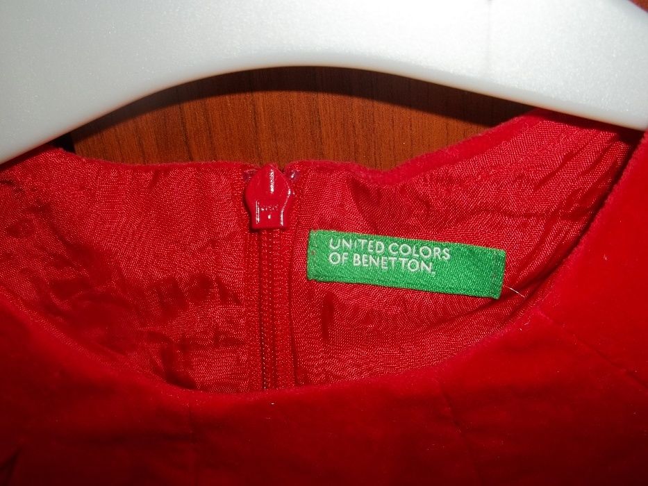 Benetton sukienka czerwona welur,rozm,90