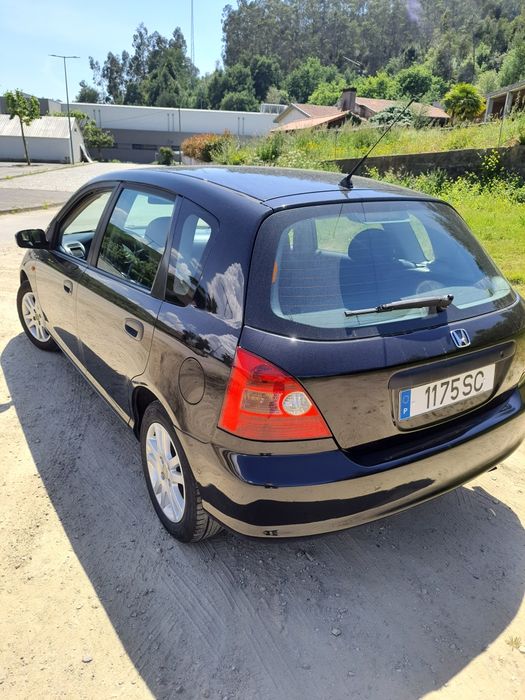 Honda semi novo.