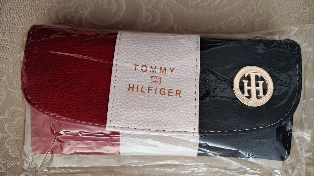 Portmonetka damska  Tommy Hilfiger NOWA