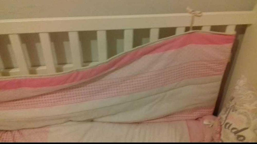 Berço até aos 4 anos com colchão